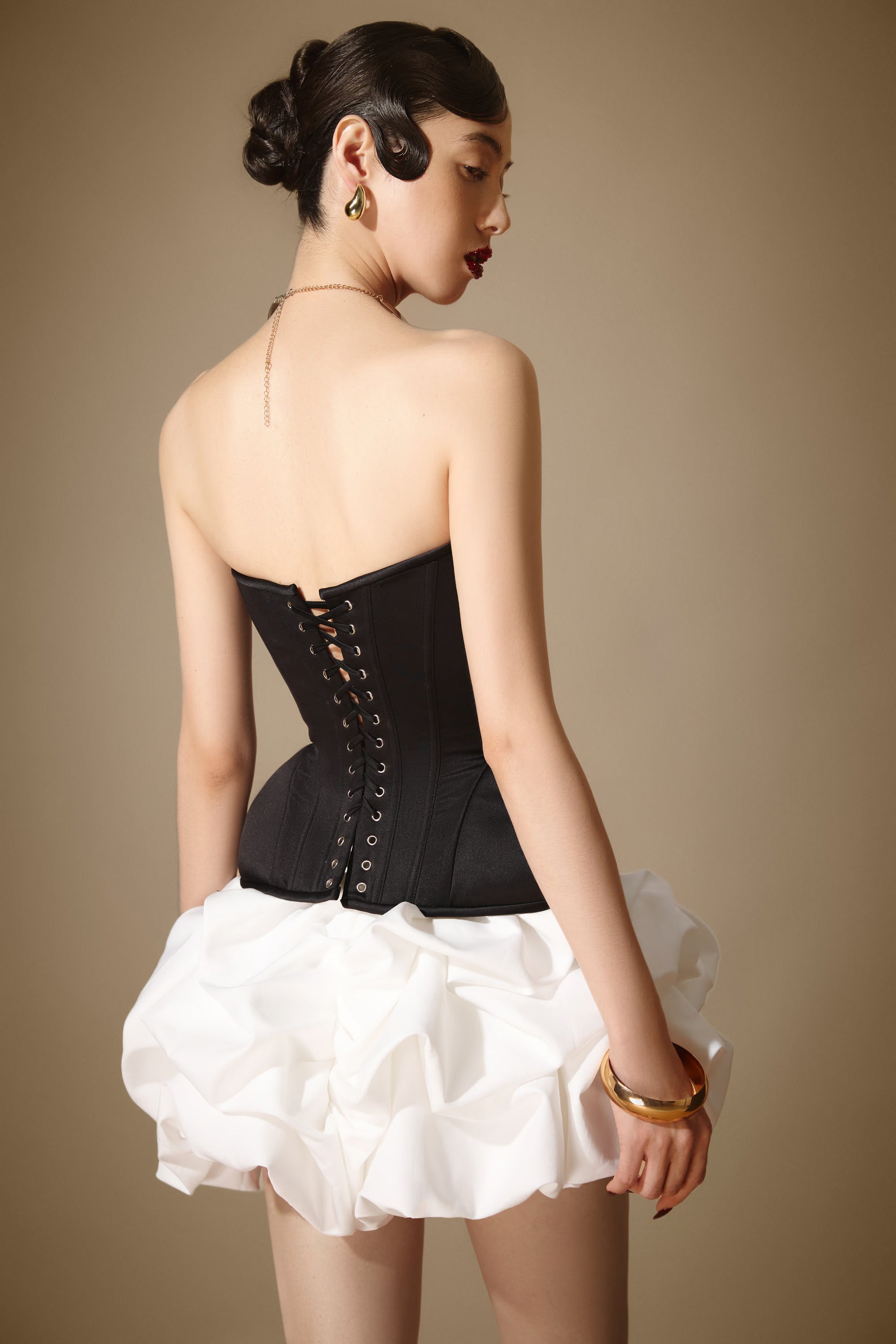 SCUPTED GRACE Corset/ FLEUR Skirt