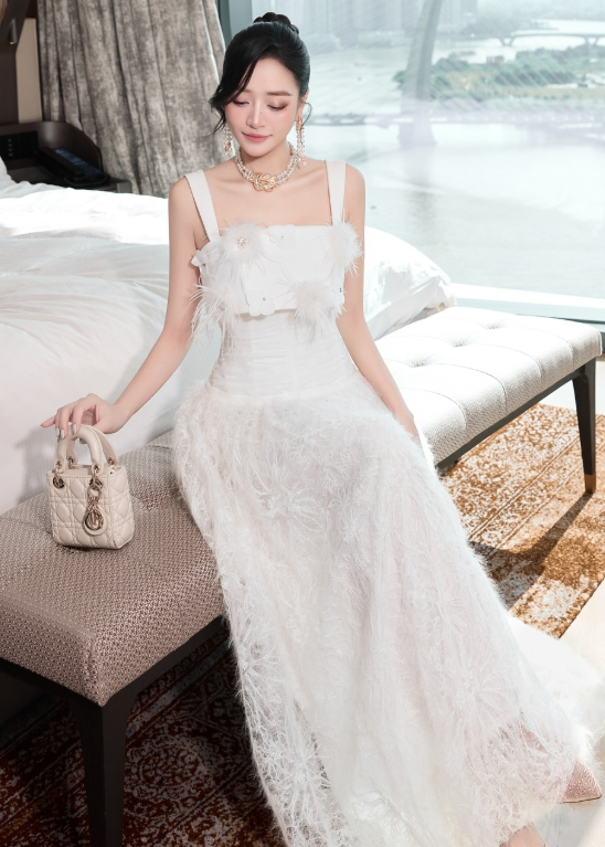 VELVET WHISPER – Fragile beauty, fearless charm...