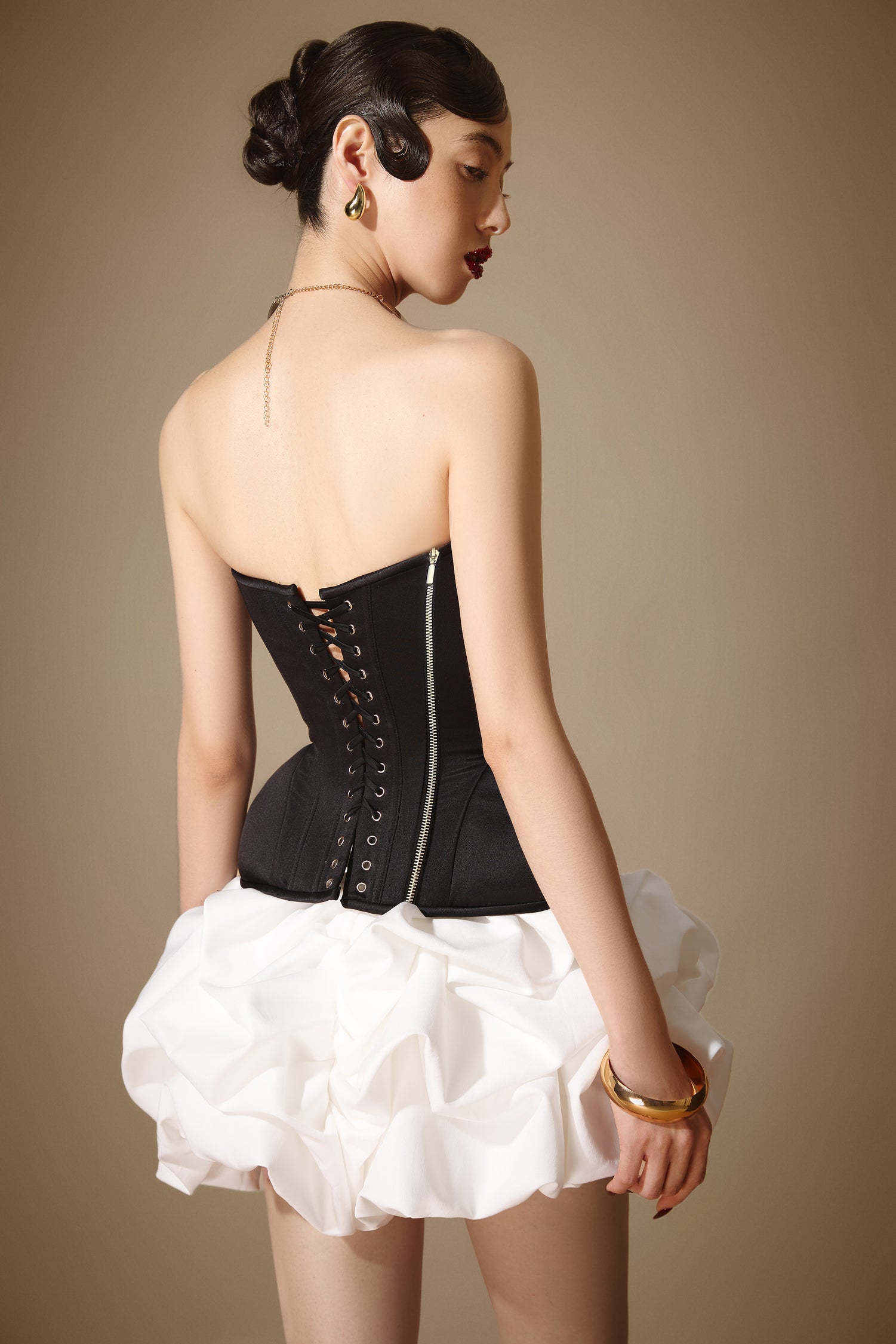 SCUPTED GRACE Top/ FLEUR Skirt